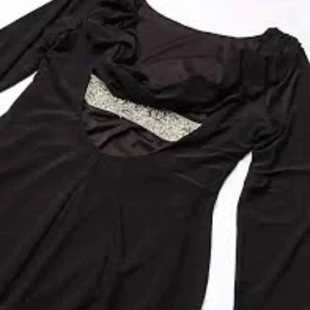Marina Woman's Gown with Beaded Crystal Cuff  B4‎